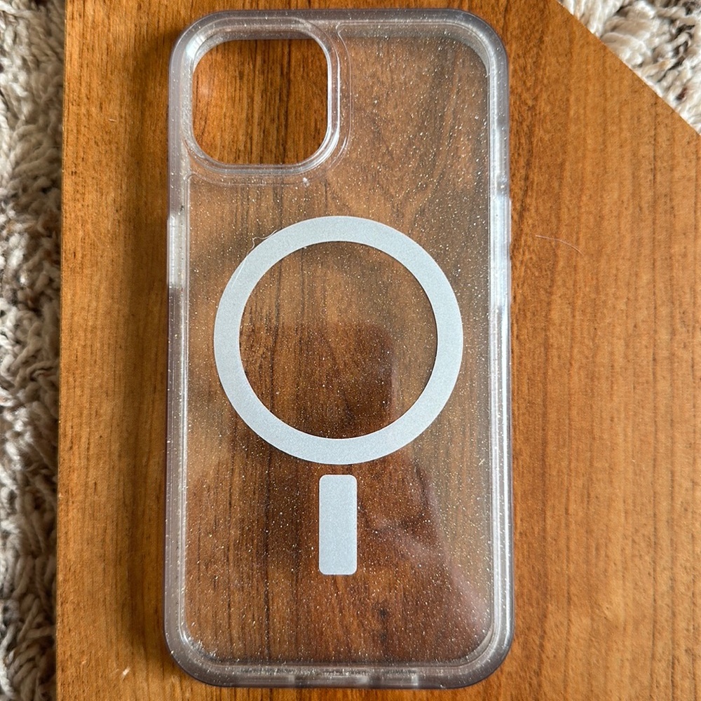 IPhone 13 glitter otterbox case